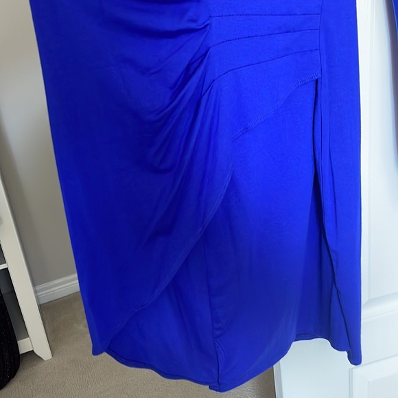 Beautiful royal blue dress with crossover front & gathering at the side. size1X - Picture 5 of 5